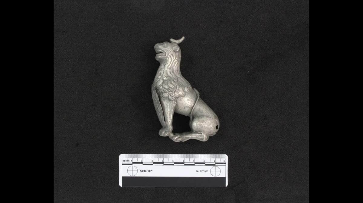 Silver lion from 1715 shipwreck puzzles Florida historians | Miami